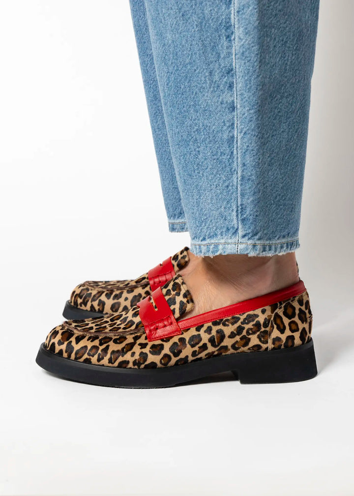 Red Detail Loafers