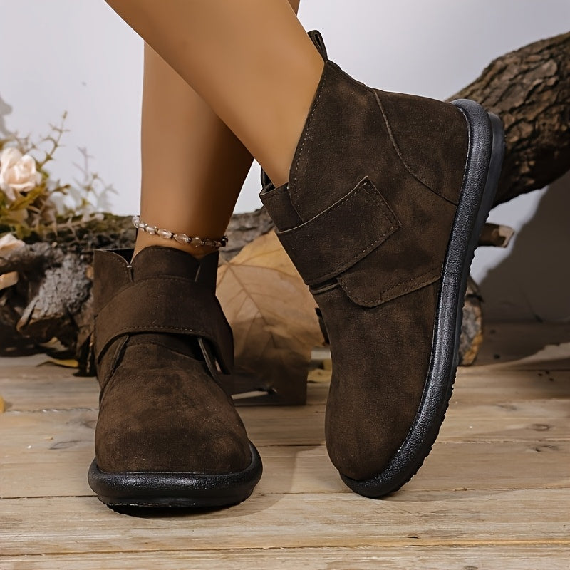 Round Toe Flat Boots