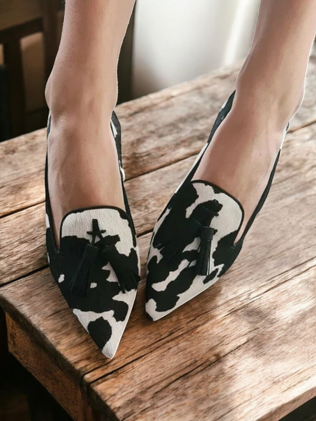 Fringe Pointed Loafers