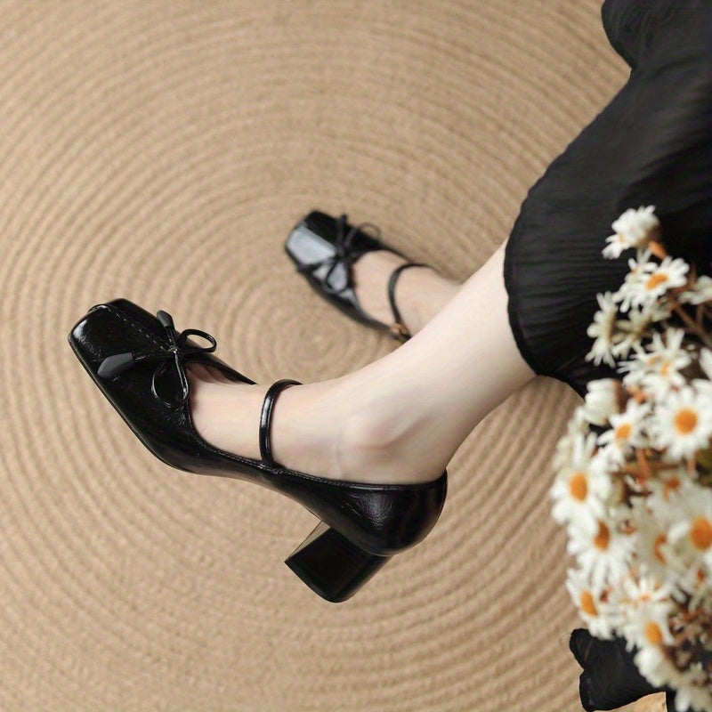 French-Inspired Women's Chunky Block Heel Pumps