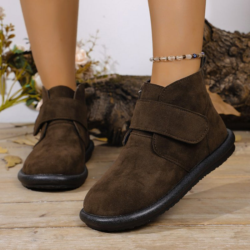 Round Toe Flat Boots