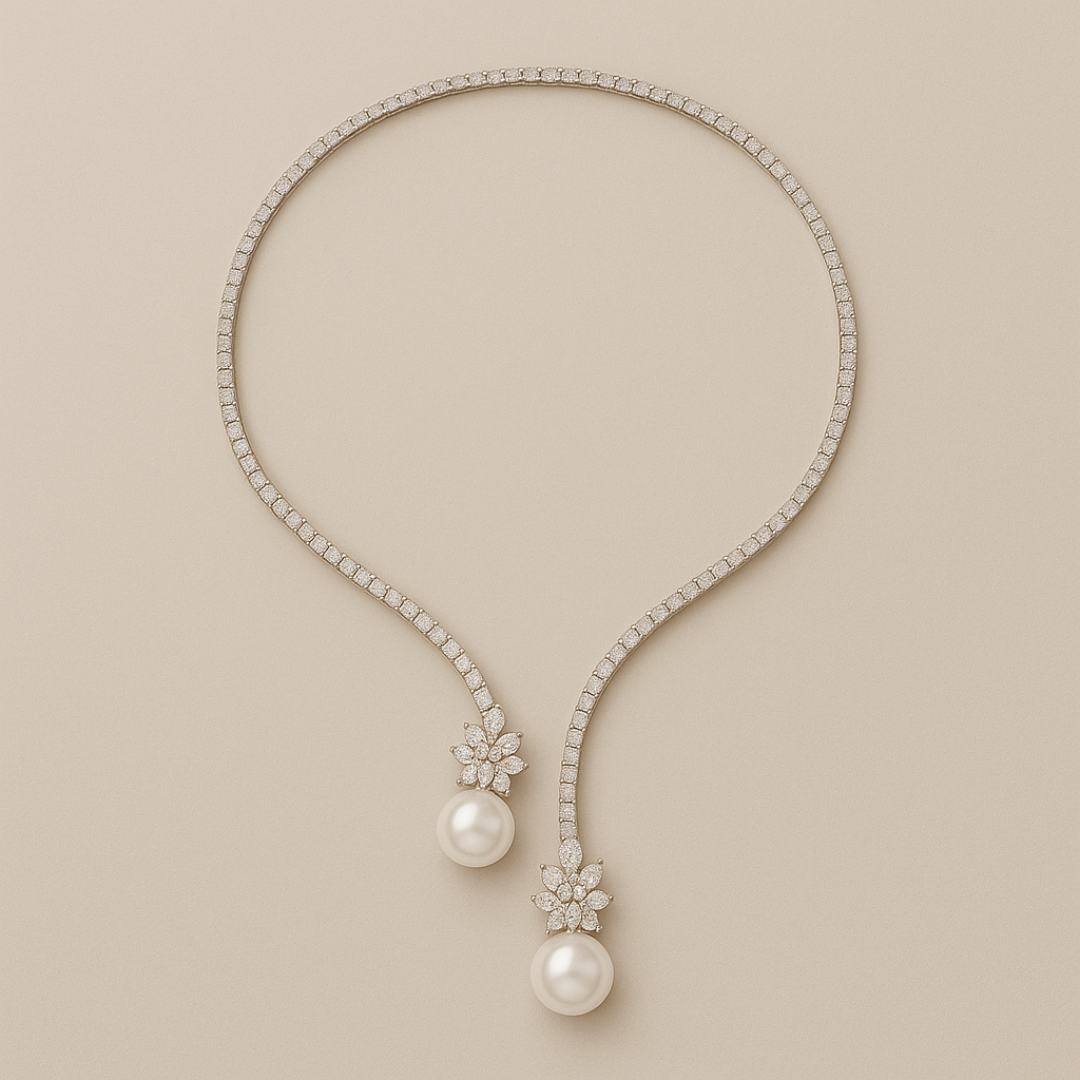Shiny Pearls Necklace