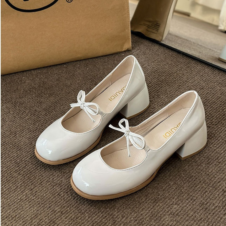 Vintage Bow Mary Jane Shoes