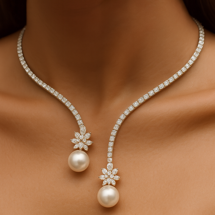 Shiny Pearls Necklace