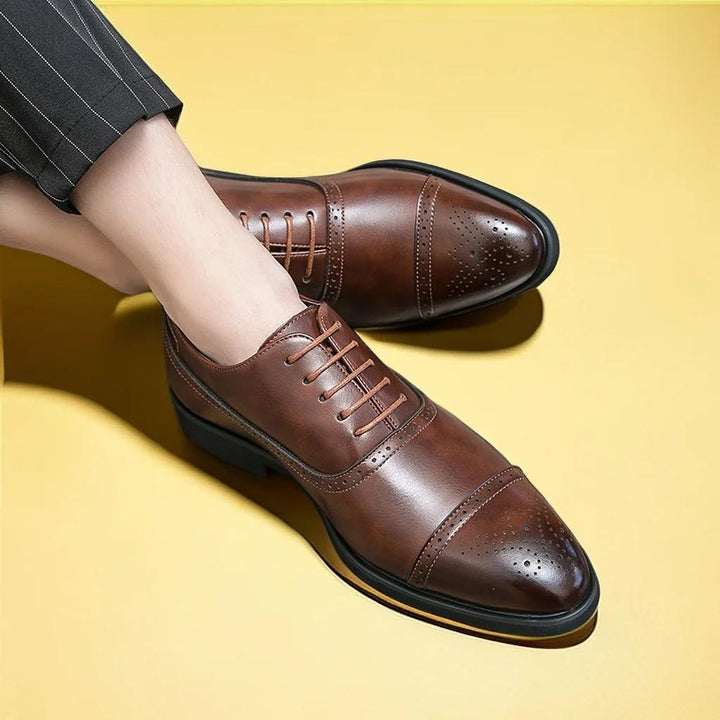 Brogue Style Business Shoes