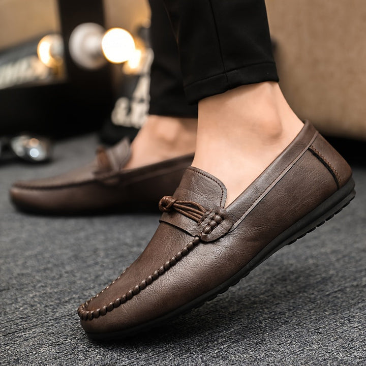 Casual Solid Color Low Top Slip On Business Shoes