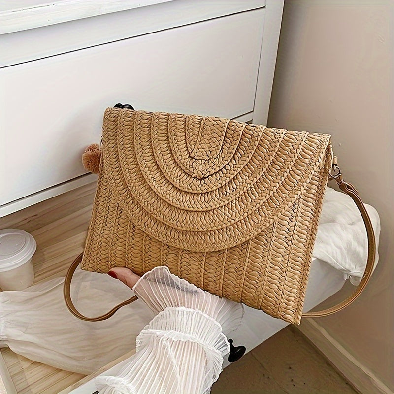 Elegant Handwoven Straw Clutch Bag