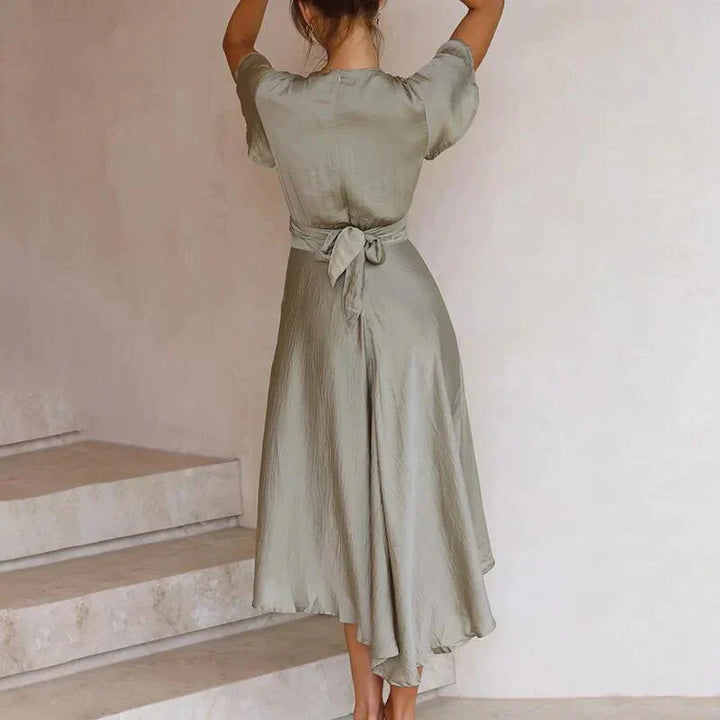 Light Chic Dress