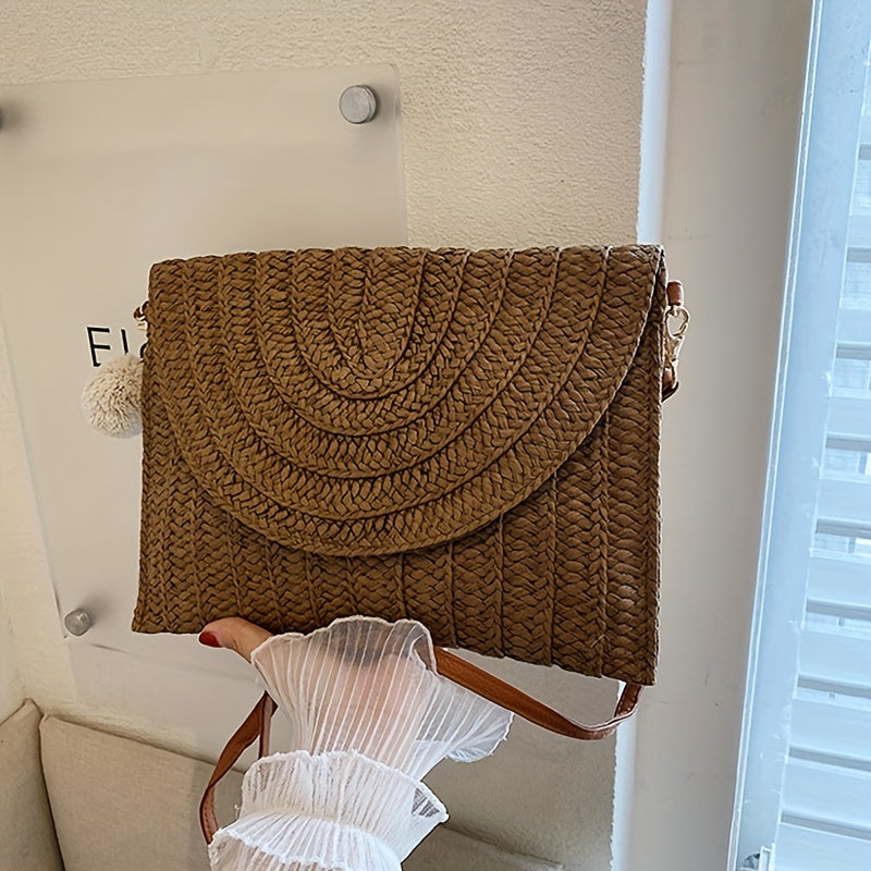 Elegant Handwoven Straw Clutch Bag