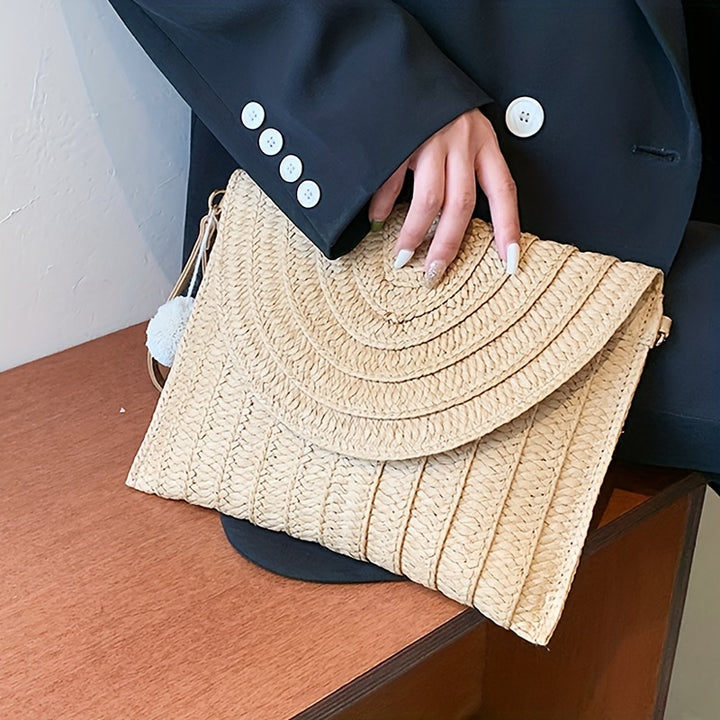 Elegant Handwoven Straw Clutch Bag