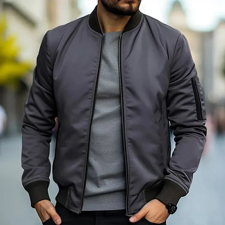 Light Zipped Jacket