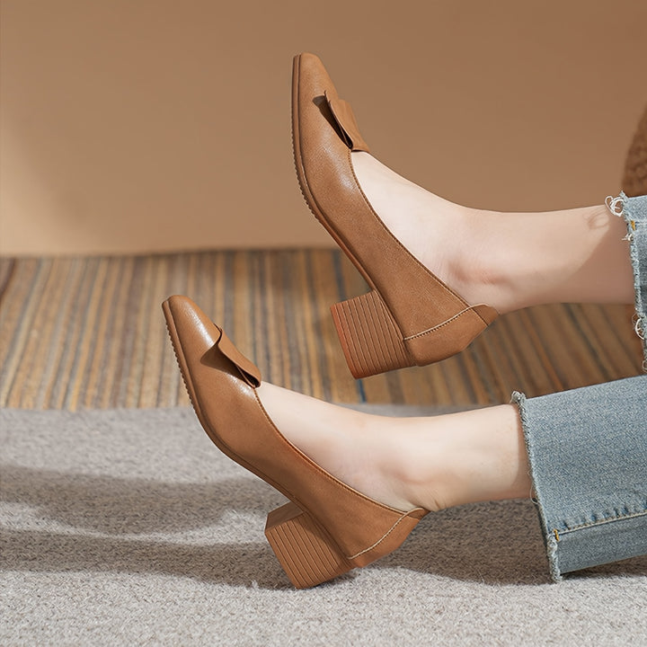 Retro High-Heel Shoes