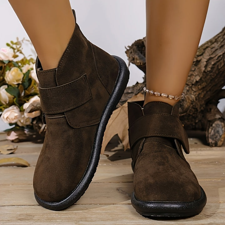 Round Toe Flat Boots