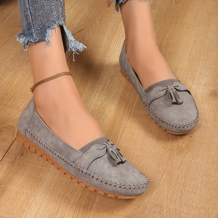 Women's Vintage-Inspired Tassel Loafers