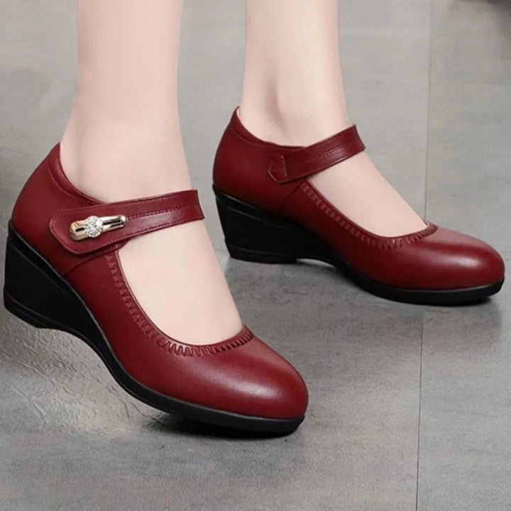 Buckle Vintage Heels