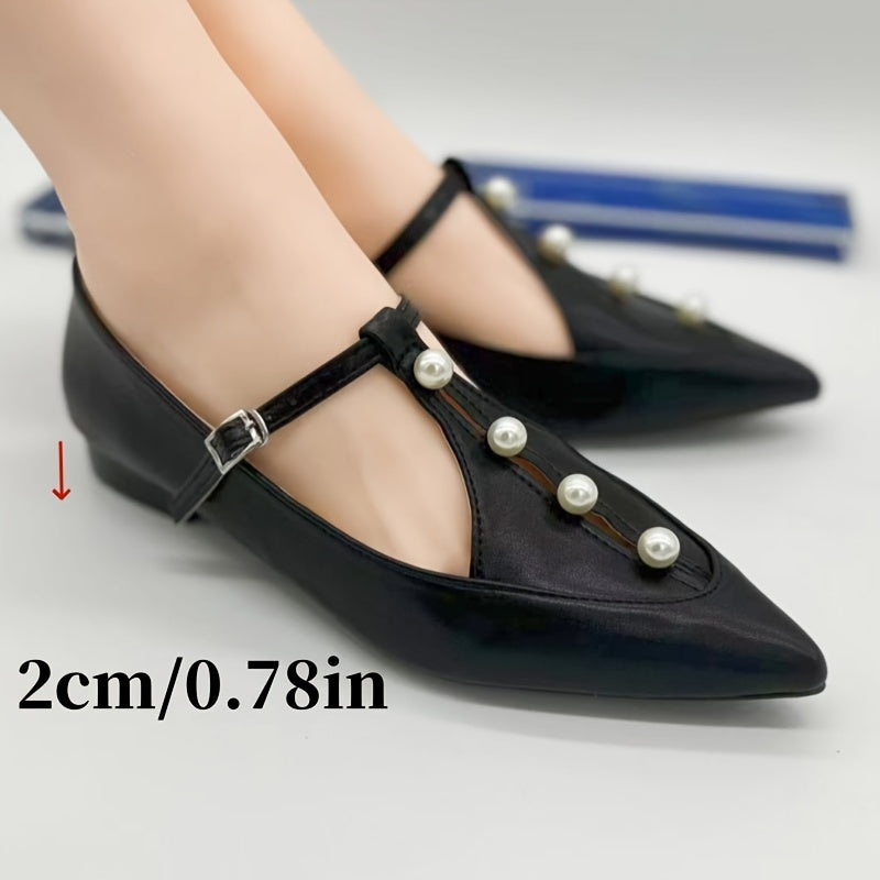 Retro Pearls Pointed Low Pumps