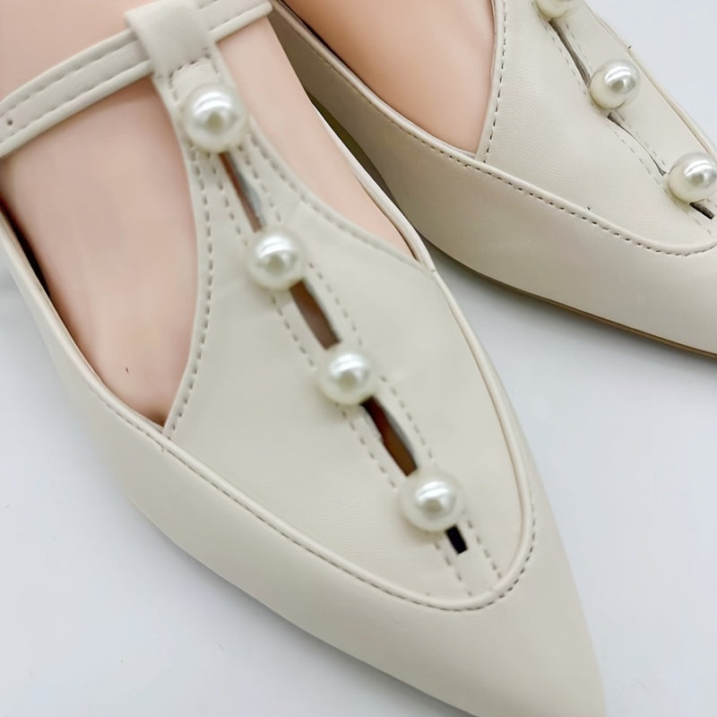 Retro Pearls Pointed Low Pumps