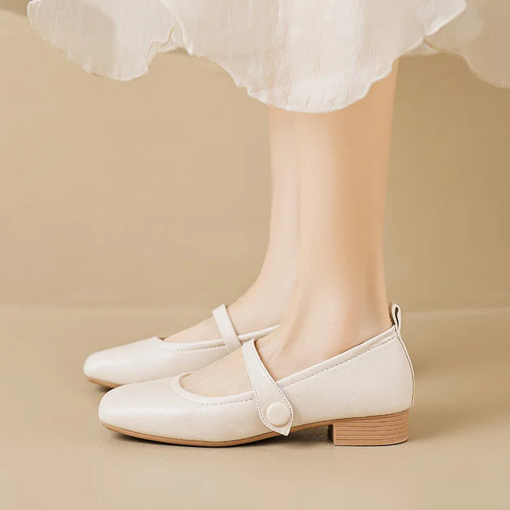 Low Heel Vintage Shoes