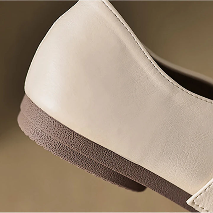 Round Toe Vintage Flats