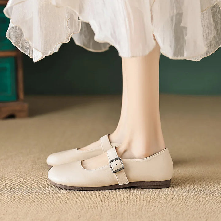 Round Toe Vintage Flats
