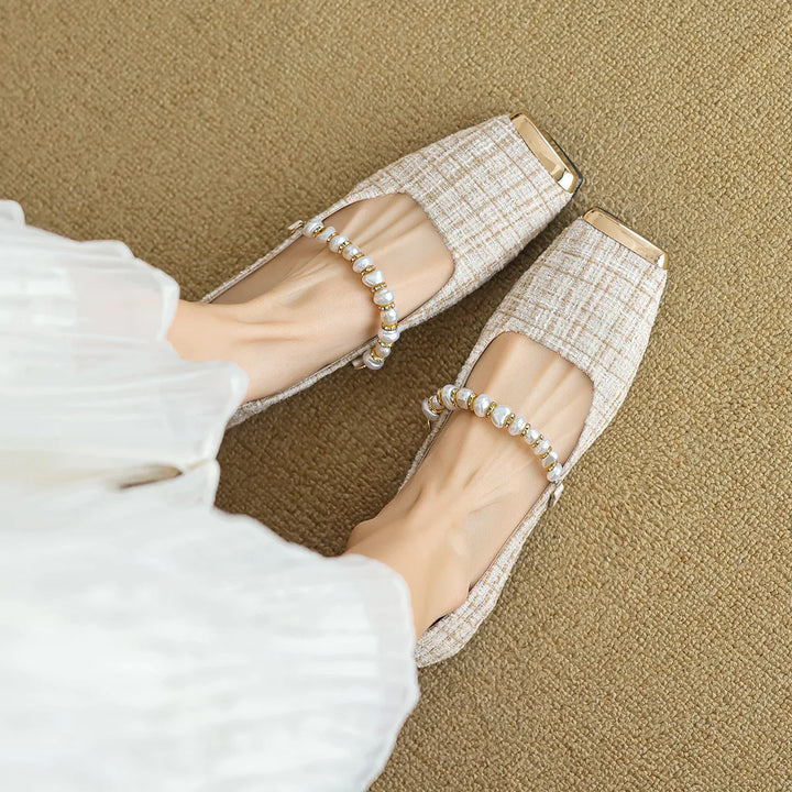Design Buckle Flats