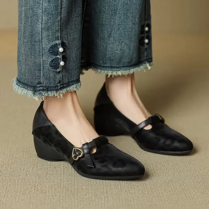 Mid Heel Pointed Toe Loafers