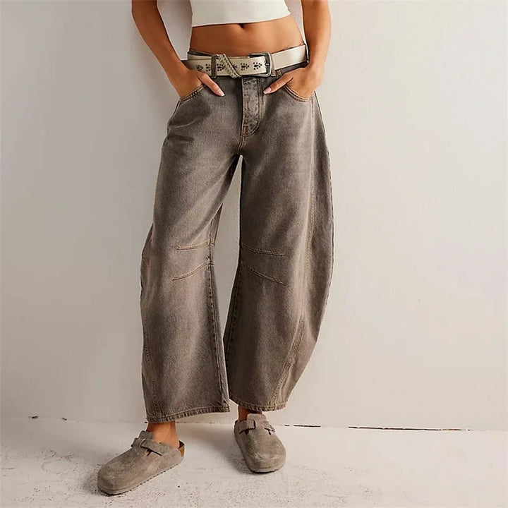 Stretch mid-rise jeans