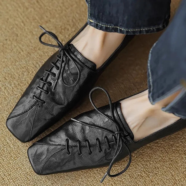 Low-heeled Square Toe Shoes