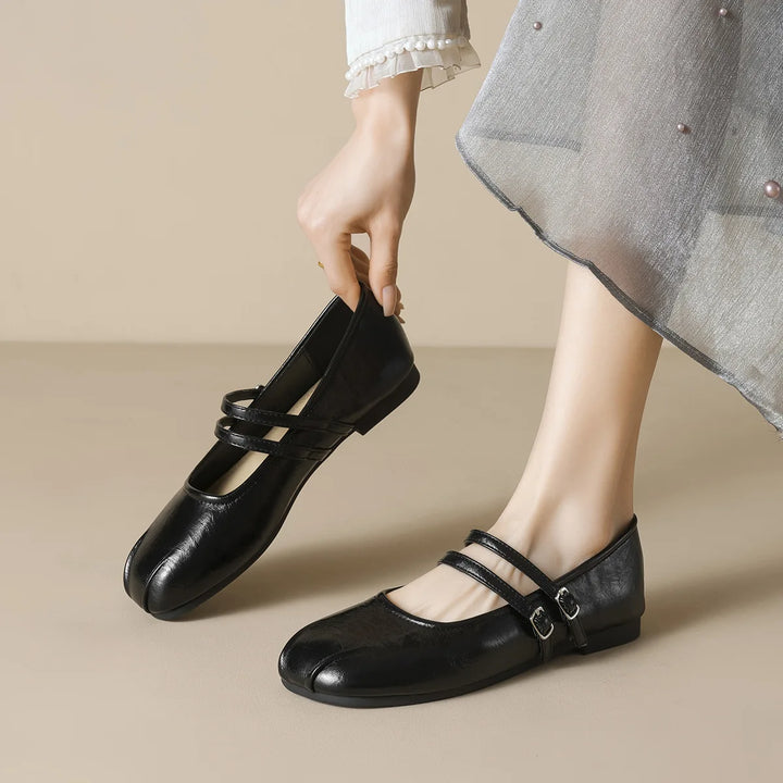 Round toe design Mary Janes Shoes