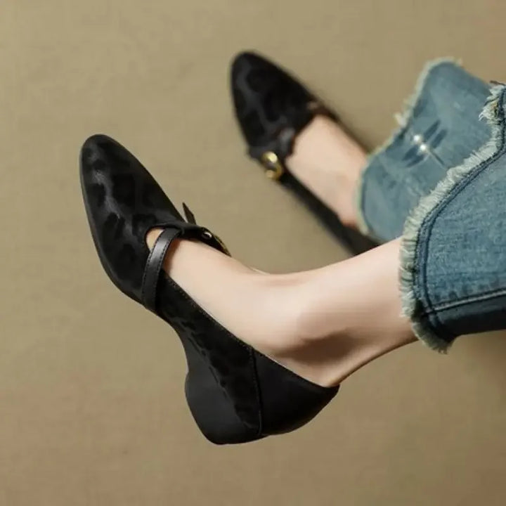 Mid Heel Pointed Toe Loafers