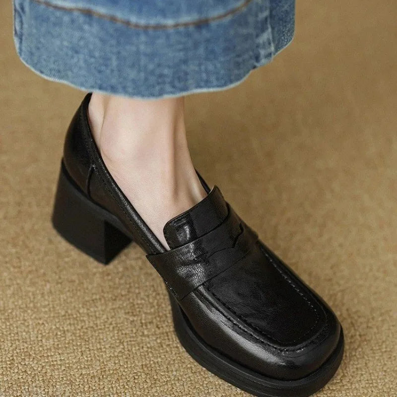 Vintage High-heeled Loafers