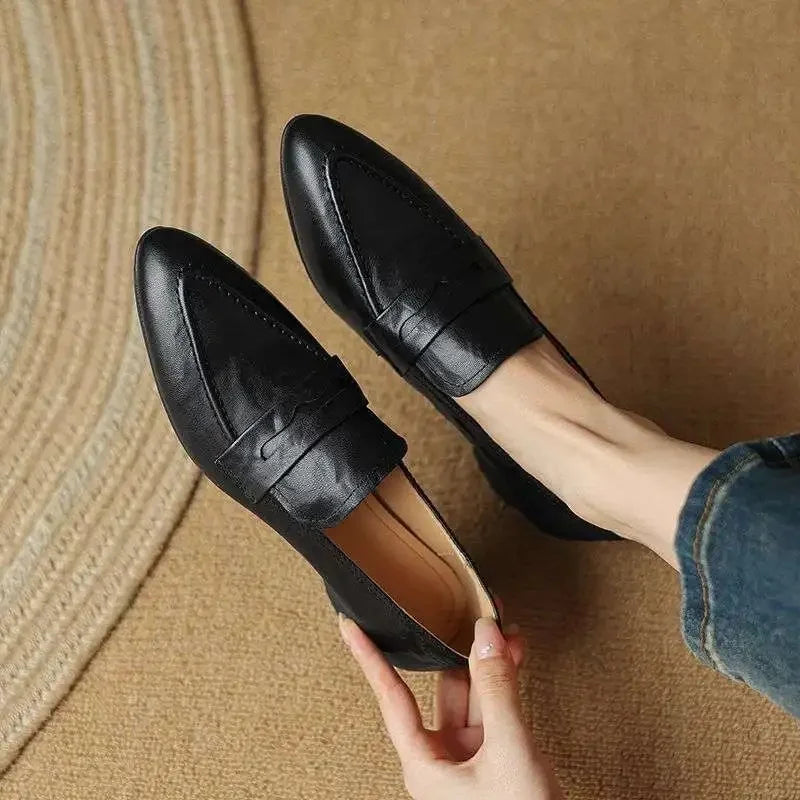 Commuter Retro Style Flat Heel Women's Loafers