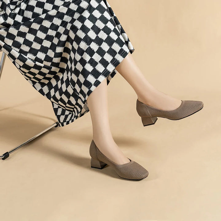 Pointed Toe Elegant Pump
