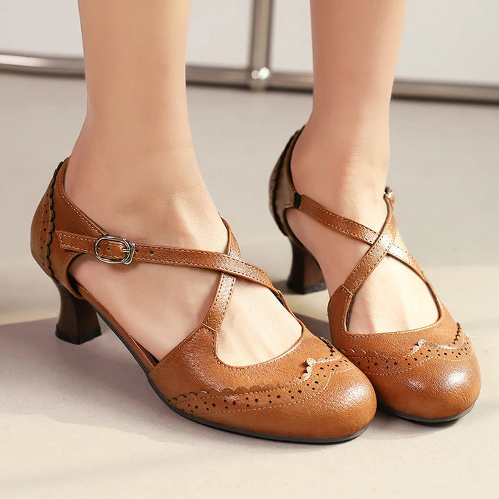 Vintage Low Heels Pumps