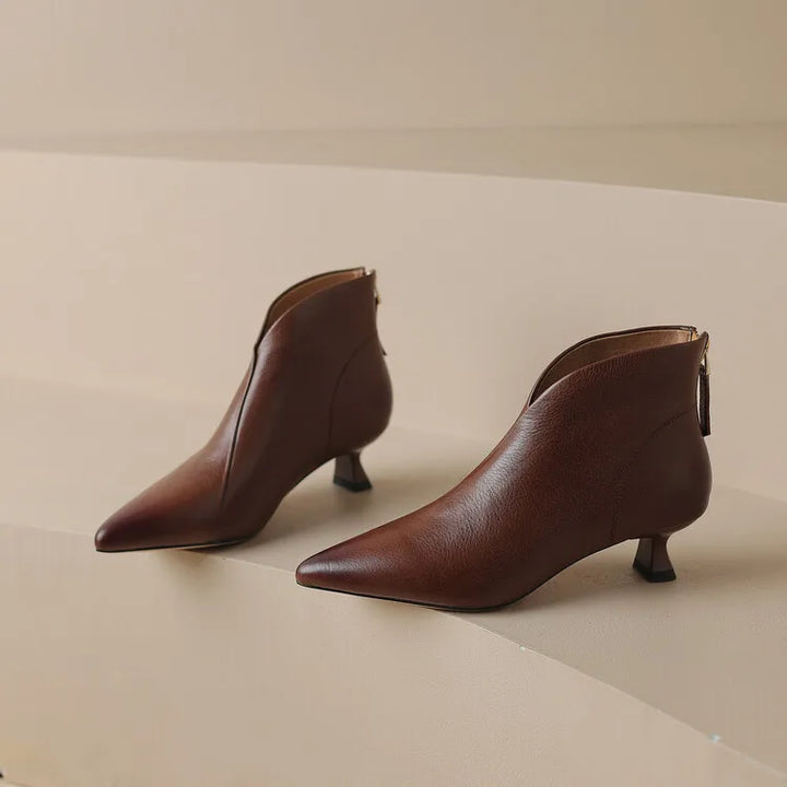 Elegant Pointed Toe Thick Middle Ankle Boots