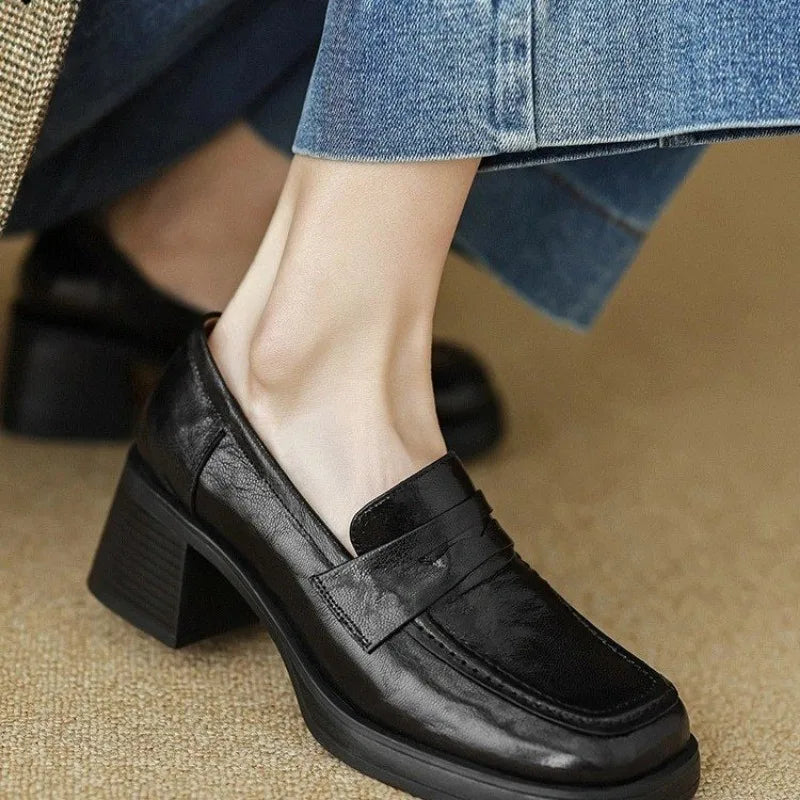 Vintage High-heeled Loafers