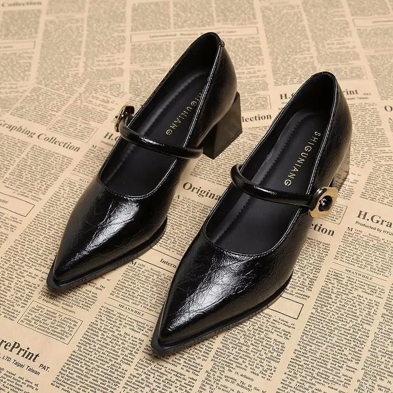 Retro Mid Heel Pumps