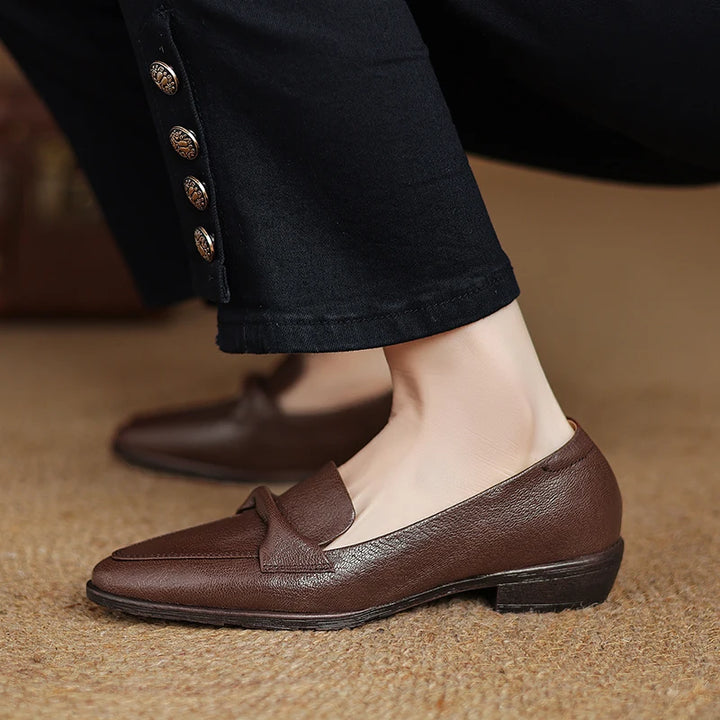Pointed Toe Slip-on Shoes