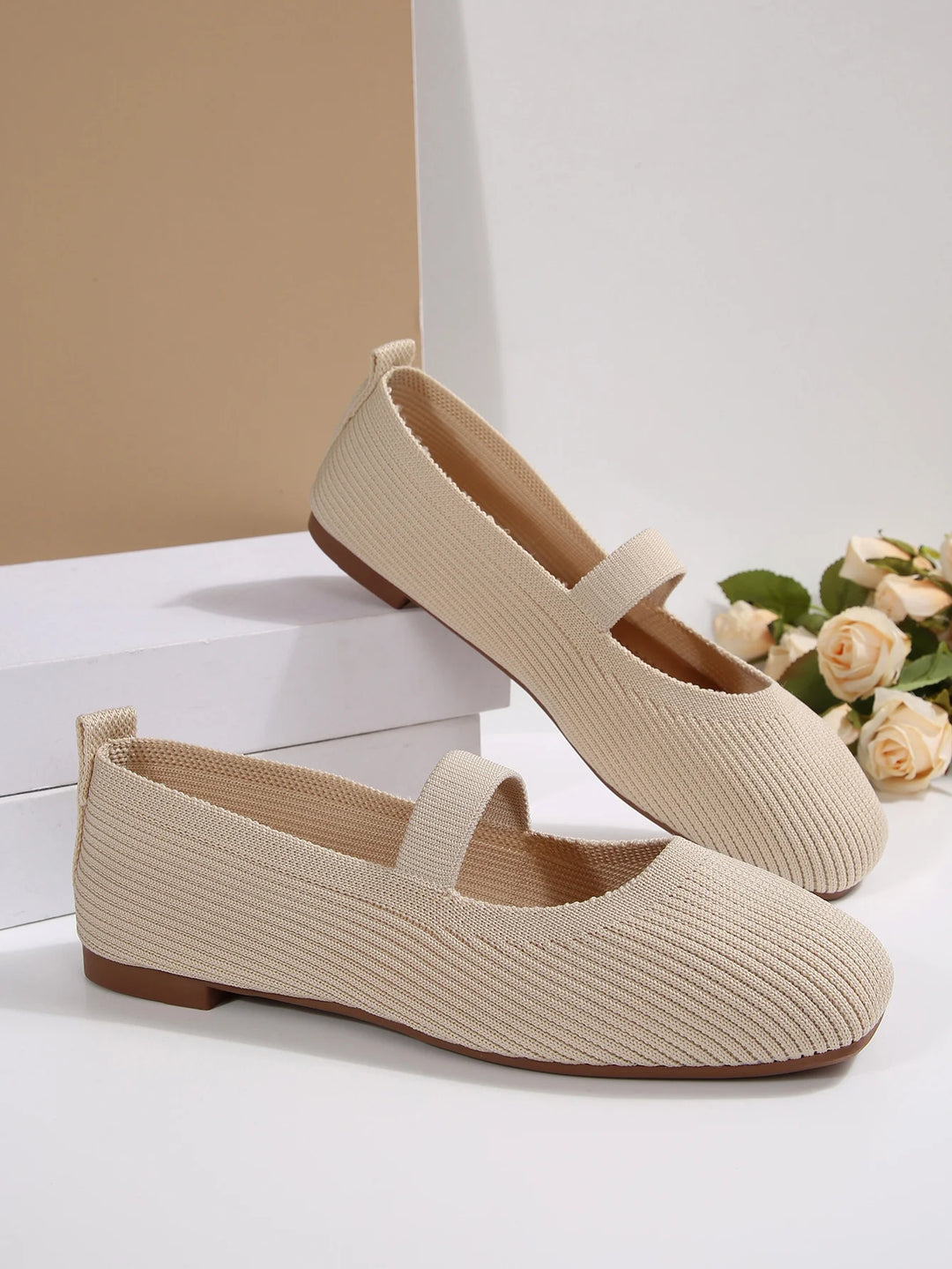 Low-Cut Flat Mary Jane Walking Shoes