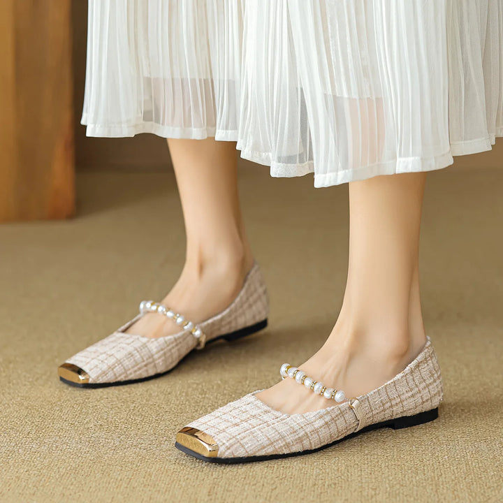 Design Buckle Flats