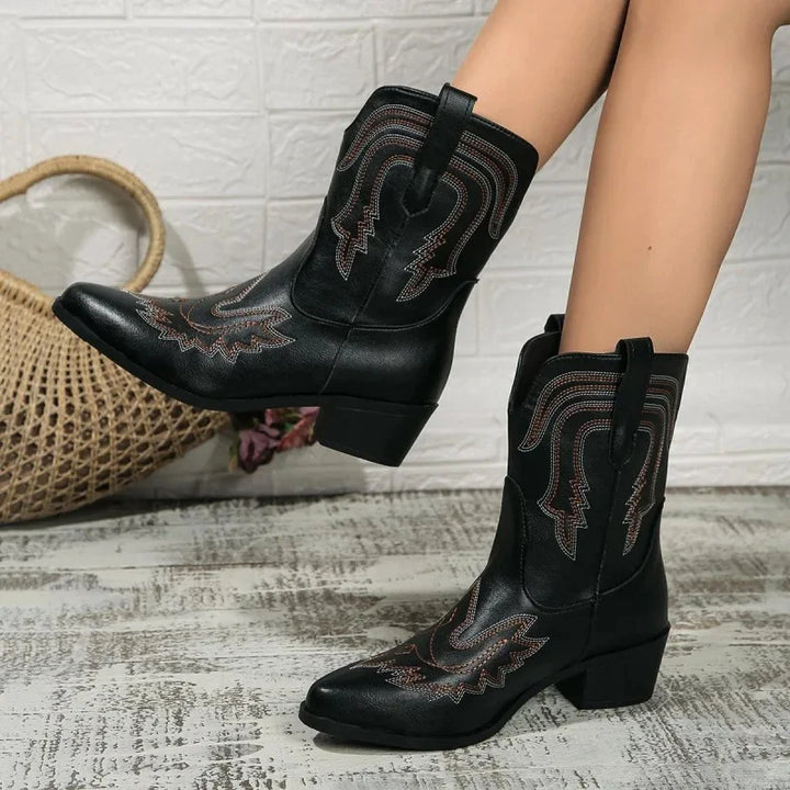 Retro Embroidered Western Boots