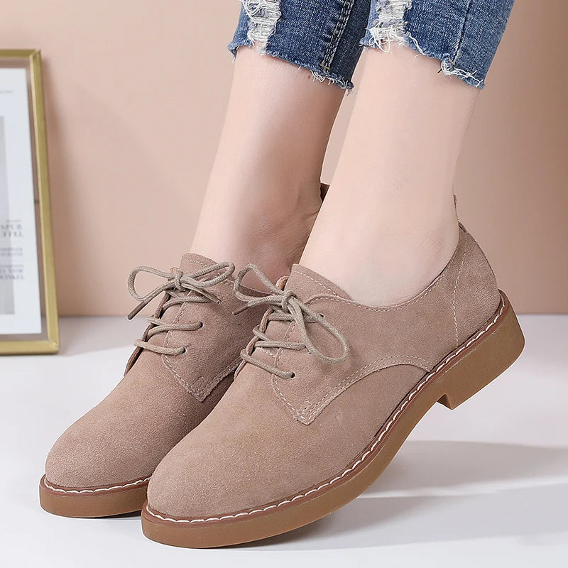 Retro Lace Up Shoes