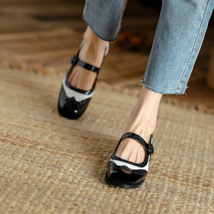 Retro Brogue Pumps