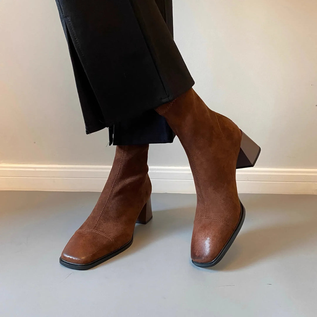 Thick Heel Square Head Boots