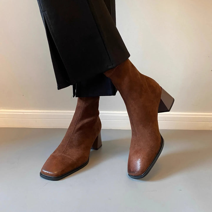 Thick Heel Square Head Boots