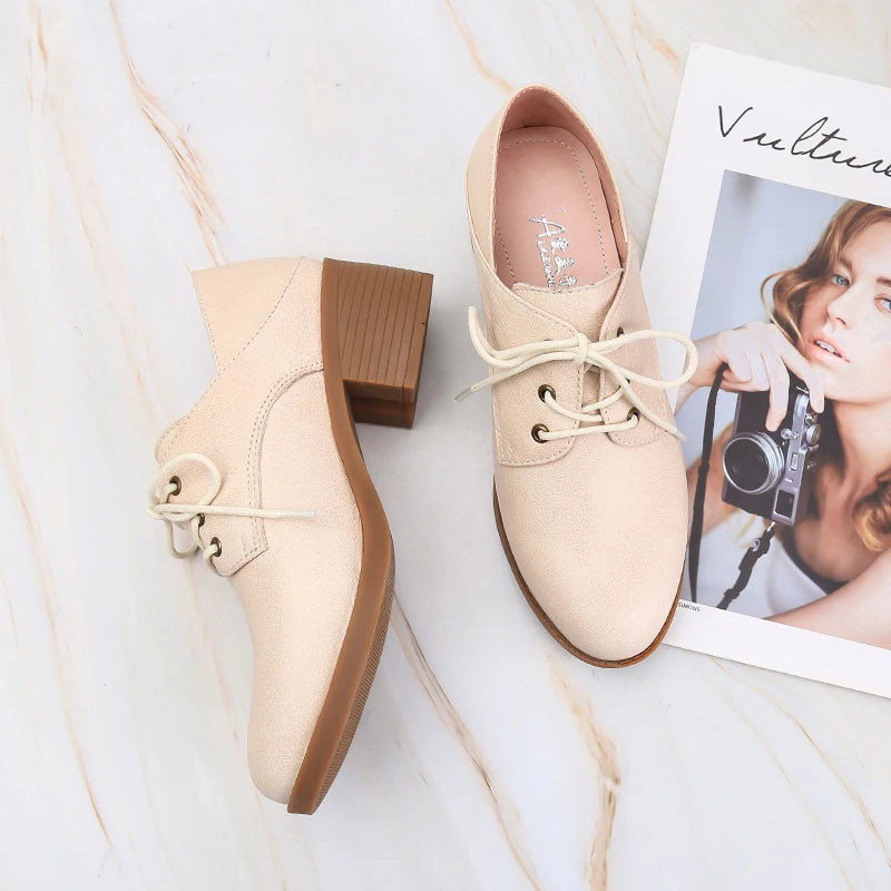 Lace-up Commuter Shoes