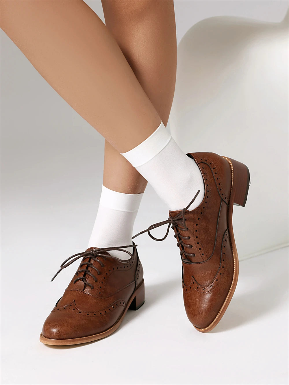 Vintage Style Casual Lace Up Brogue Shoes