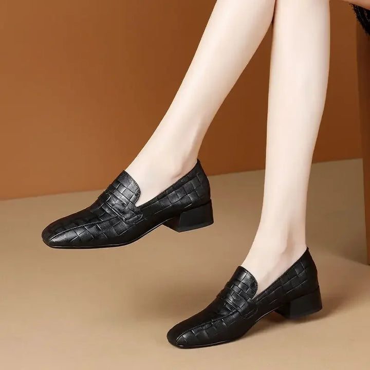 Heeled Pointed Toe Loafers