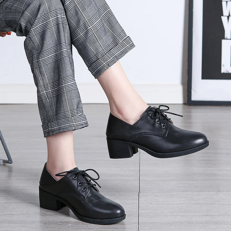 Lace-up Commuter Shoes