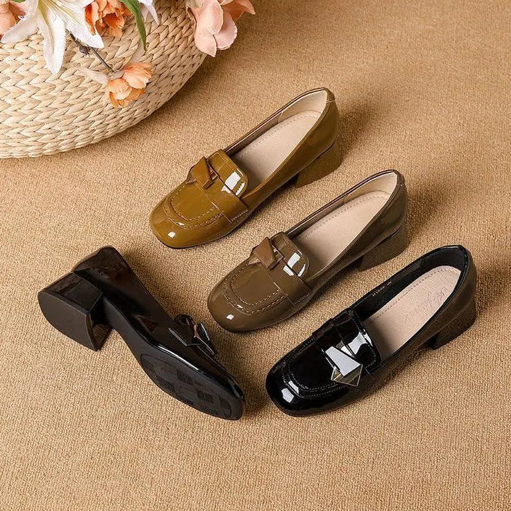 Glossy Bow Loafer Pumps